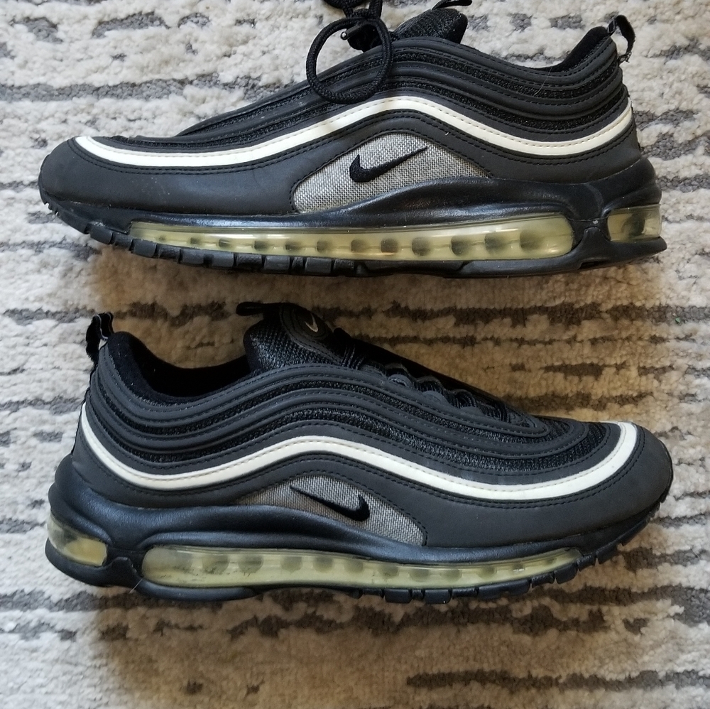 Nike Air Max 97 *RARE* Size 8